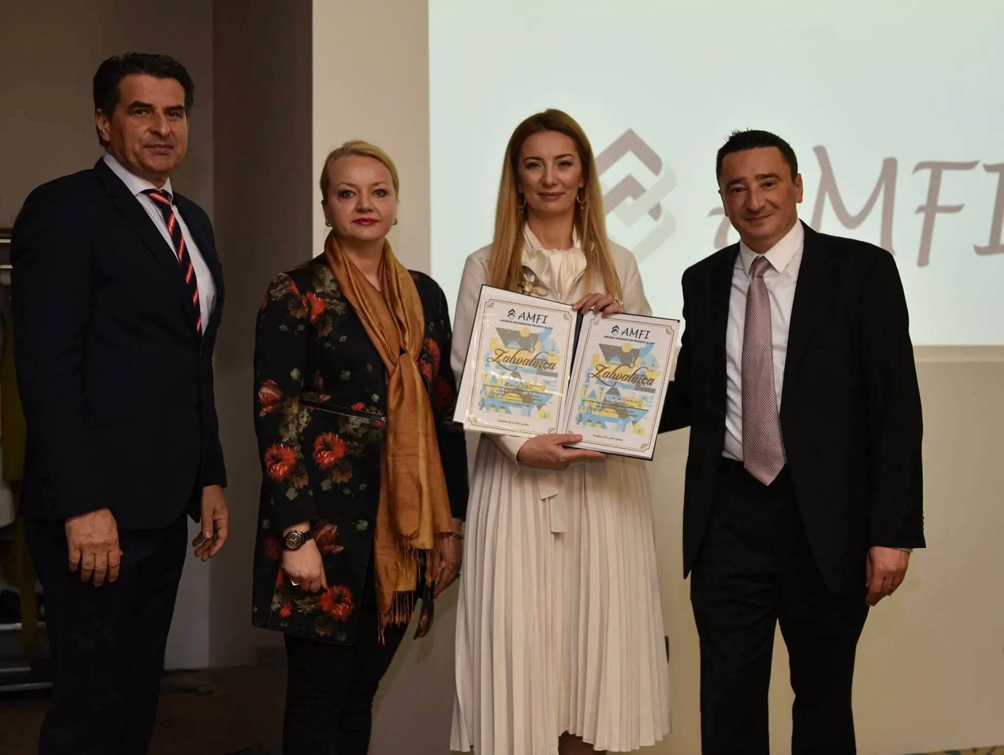 88237735 498354370832173 6852231347054837760 O 1