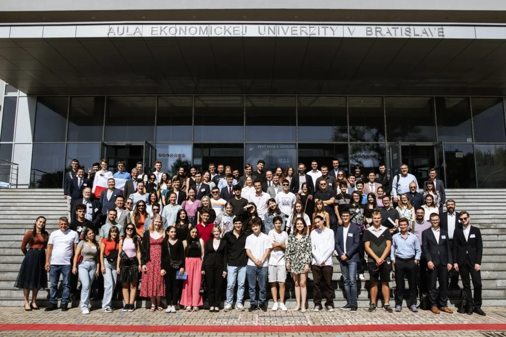 Zajednicka Fotografija Svih Takmicara